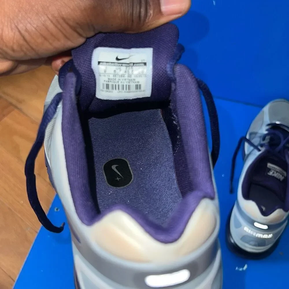 Nike Air Max Excellerate Women's sz 9 us Running Shoes Purple Silver 487984-140